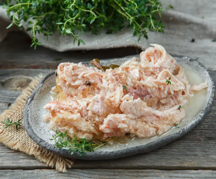 Тушенка из мяса индейки